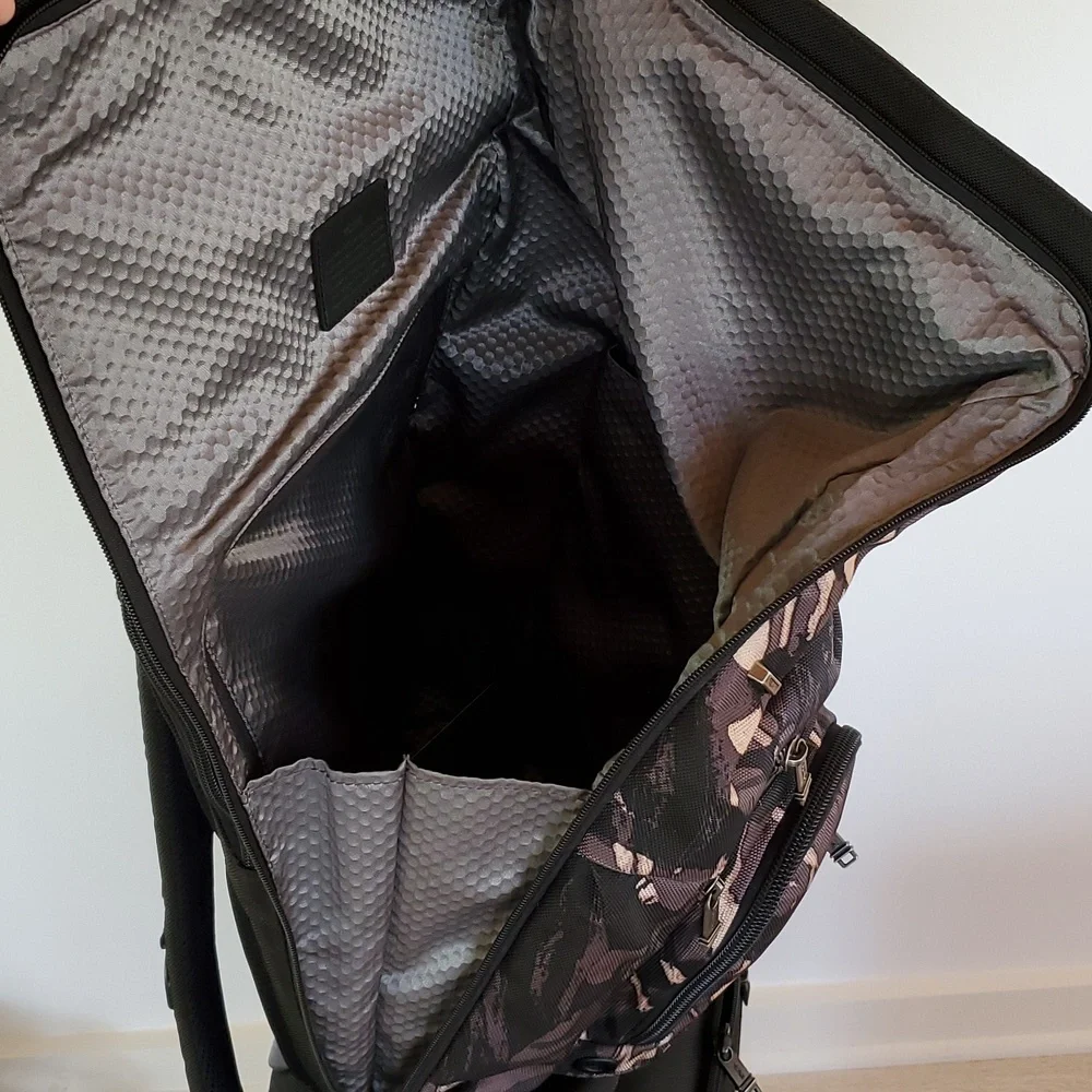 NWOT TUMI ALPHA BRAVO LONDON ROLL-TOP GRAY HIGHLANDS CAMOUFLAGE NYLON BACKPACK